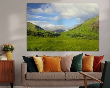 Bergen in Glen Etive in Schotland. e schoonheid van de natuur is moeilijk onder woorden te brengen. van Babetts Bildergalerie