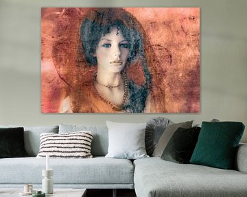 Portret op de muur van Marijke de Leeuw - Gabriëlse