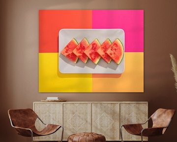 SF 12664312 Watermeloen op kleurrijke achtergrond van BeeldigBeeld Food & Lifestyle