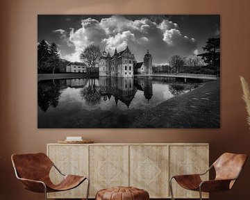 Schloss Ruurlo - Niederlande in s/W von Mart Houtman