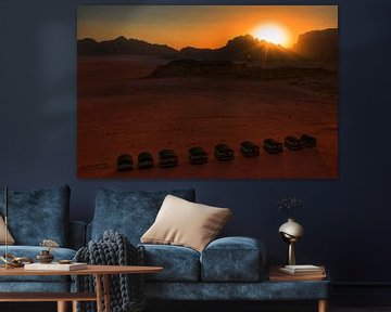 Desert camp Wadi Rum Woestijn Jordanie bij zonsondergang van Bart Schmitz