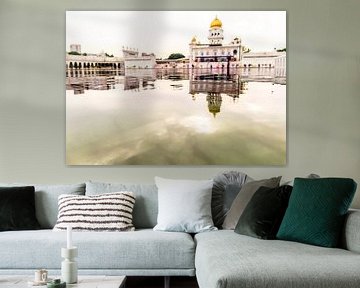 Gurudwara Bangla Sahib, Neu-Delhi, Indien von Leonie Broekstra