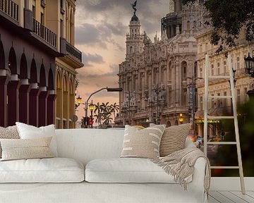 Classic American cars for the theater of Havana, Cuba by Teun Janssen