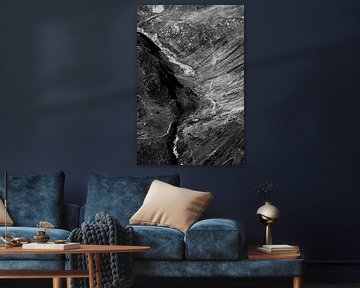 Landschap contrasten in de Bergen,  zwart wit foto print