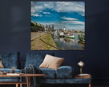 Aan de Elbe, zicht op de Terrassenufer, Dresden, Saksen, Duitsland, van Rene van der Meer