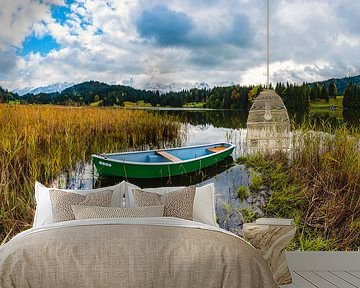 Boot am Geroldsee von Walter G. Allgöwer