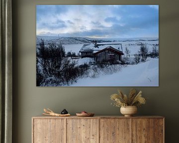 Huisje in de sneeuw van Sander Hekkema