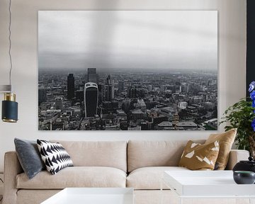 London Skyline in Grey by Leo van Gemmern