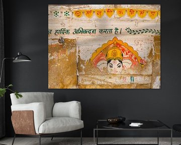Muur beschilderd met afbeelding van Ganesha | Reisfotografie India van Teun Janssen