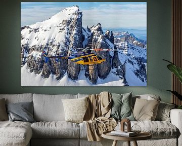 Bell 407 beim Flug über die Schweizer Alpen von Jimmy van Drunen