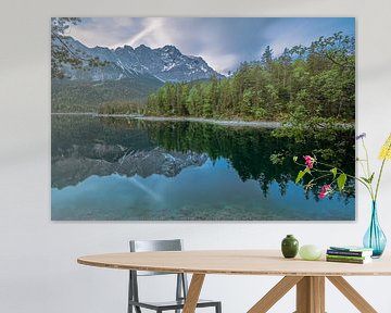 Reflecties bij de Eibsee van Maik Hornemann Fotografie