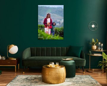 Portrait of locals in the tea fields of Nuwara Eliya by Teun Janssen