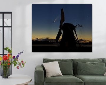 Comet Neowise with windmill by Hannon Queiroz