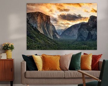Tunnel View met El Capitan bij zonsopgang, Yosemite National Park, Californië, USA van Markus Lange