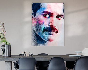 Freddie Mercury Abstraktes Porträt in Blau Rot von Art By Dominic