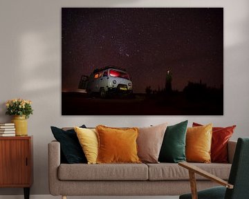 Märchenhafter Sternenhimmel in der Wüste: Das ultimative Wohnmobil-Abenteuer. von Chris Heijmans
