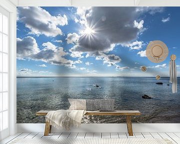 Sonnenstrahlen durch die Wolken, Naturstrand Lobbe