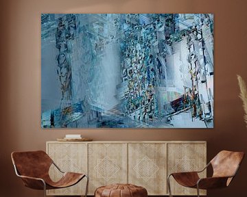 Hotel Royal 1: Digitale kunst compositie van een afbeelding van een versleten neonbord van John Quendag
