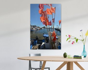 drapeaux rouges au bateau de pêche, Vitte, Hiddensee