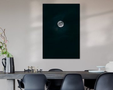 Vollmond am dunklen Himmel von Robin van Steen