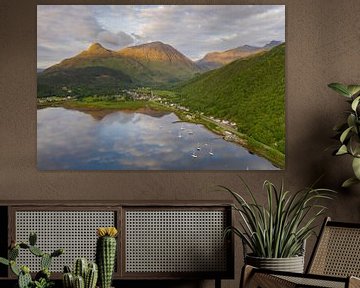 Scotland Isle of Skye Glencoe valley von Peter Haastrecht, van