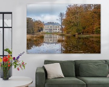 Herbstfarben im Park um Schloss Broekhuizen von Peter Haastrecht, van