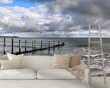 Stormachtige Oostzee in Juliusruh op het eiland Rügen van GH Foto & Artdesign
