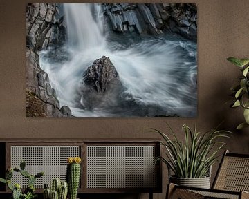 De Klukkufoss, klokwaterval, een prachtig stukje natuur van Gerry van Roosmalen