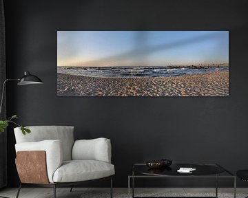 Meeuwen op het noordelijk strand in Göhren, eiland Rügen van GH Foto & Artdesign