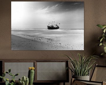 Stranded fishing boat by Thijs Schouten