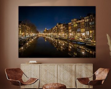 Singel Amsterdam in de nacht vanaf Multatulli van Gerard Koster Joenje (Vlieland, Amsterdam & Lelystad in beeld)