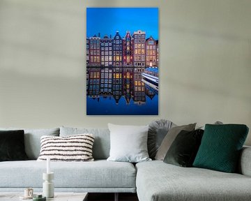Damrak reflection with Pax canalboat van Gerard Koster Joenje (Vlieland, Amsterdam & Lelystad in beeld)