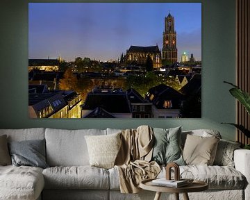 Paysage urbain d'Utrecht avec l'église Dom et la tour Dom sur Donker Utrecht