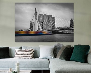 Erasmusbrug in Rotterdam - Skyline (Zwart-wit) van Jesper Stegers
