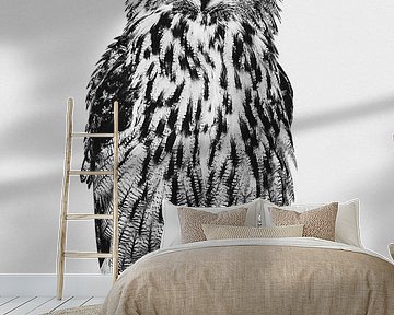 Fine-art portrait of an Eagle Owl in Black and White by Lotte van Alderen