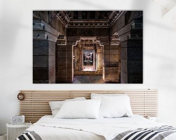 Sleek design in ancient temple by Affect Fotografie