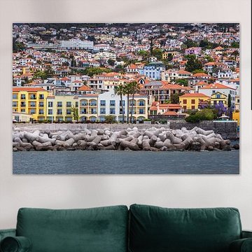 Blick auf die Stadt Funchal auf der Insel Madeira