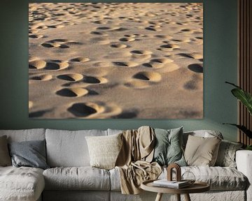 Ronde putjes in het zand van Percy's fotografie