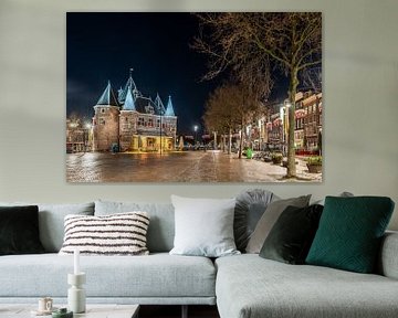 Avondklok in Amsterdam - Nieuwmarkt met De Waag van Renzo Gerritsen