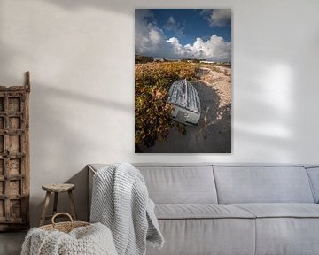 De oude boot op het strand van Beate Zoellner