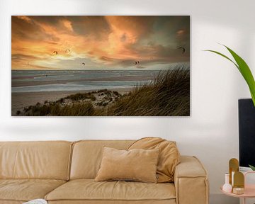 Kitesurfen Maasvlakte Strand Sonnenuntergang von Marjolein van Middelkoop