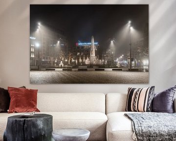 Avondklok in Amsterdam - Monument op de Dam van Renzo Gerritsen