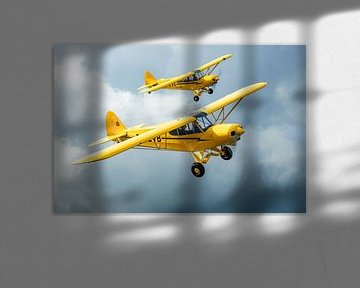 Piper Super Cub Flugzeuge in Formation von Planeblogger