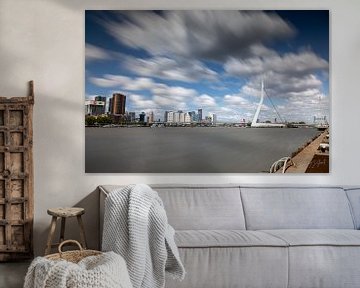 Skyline van Rotterdam met de Erasmusbrug van Gert Jan Geerts
