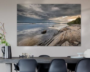 Onweer bij het meer Järpen - Kallsjön (Zweden) van Marcel Kerdijk