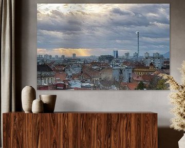 Uitzicht skyline Zagreb - Kroatie van Marcel Kerdijk