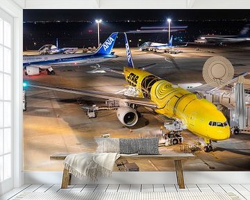 ANA Boeing 777 Star Wars C-3PO op Tokyo Haneda Airport van Rutger Smulders