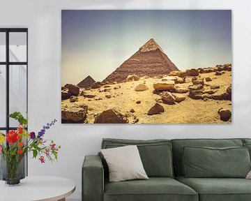 De Piramides in Gizeh 03 van FotoDennis.com
