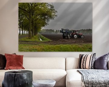 Tractor op het land van Jan-Matthijs van Belzen