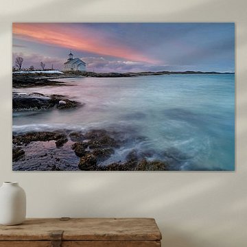 Gimsøy - The beautiful church in the evening light